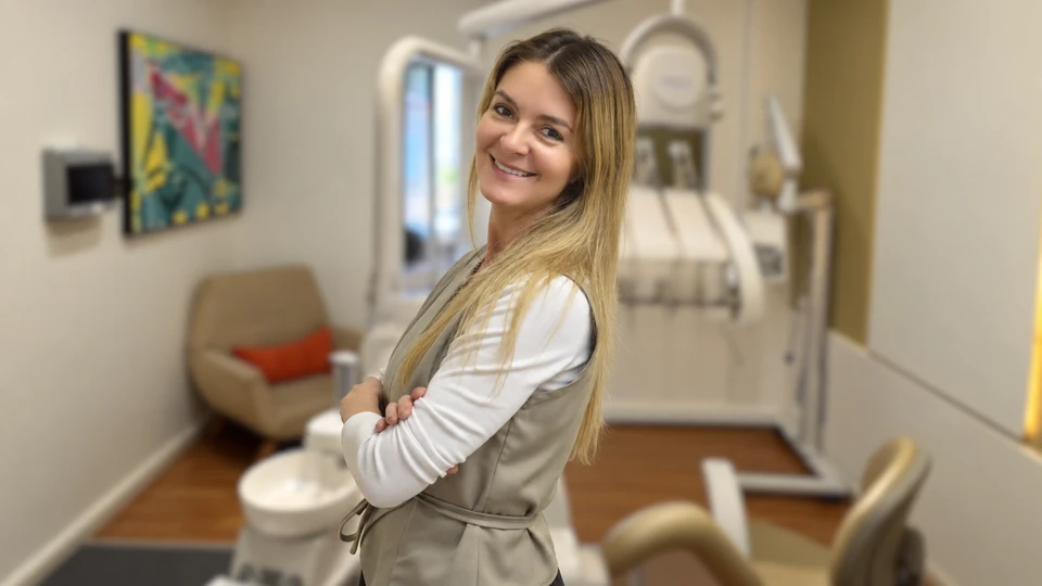 Dra. Ana Lis Flammini, profesional de ortodoncia y alineadores transparentes en B-Clinical Córdoba