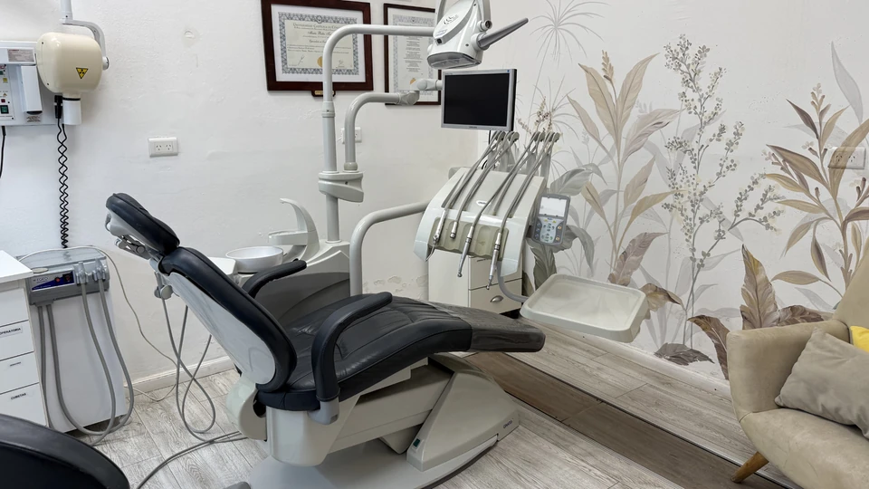 Consultorio odontológico equipado de B-Clinical Córdoba
